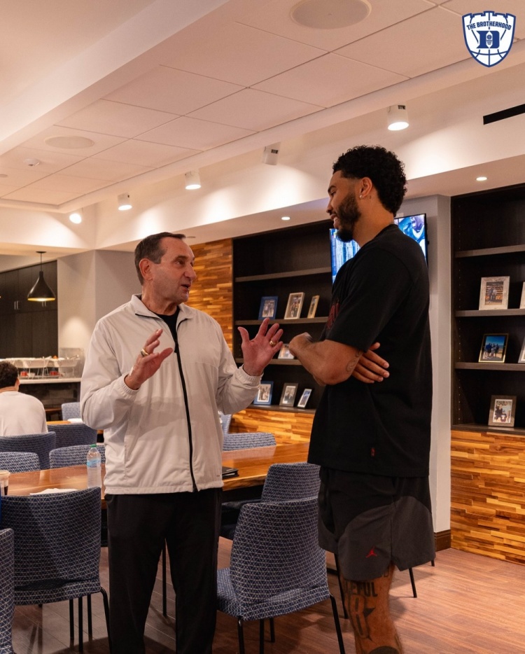 cn, 杜克社媒晒, AA