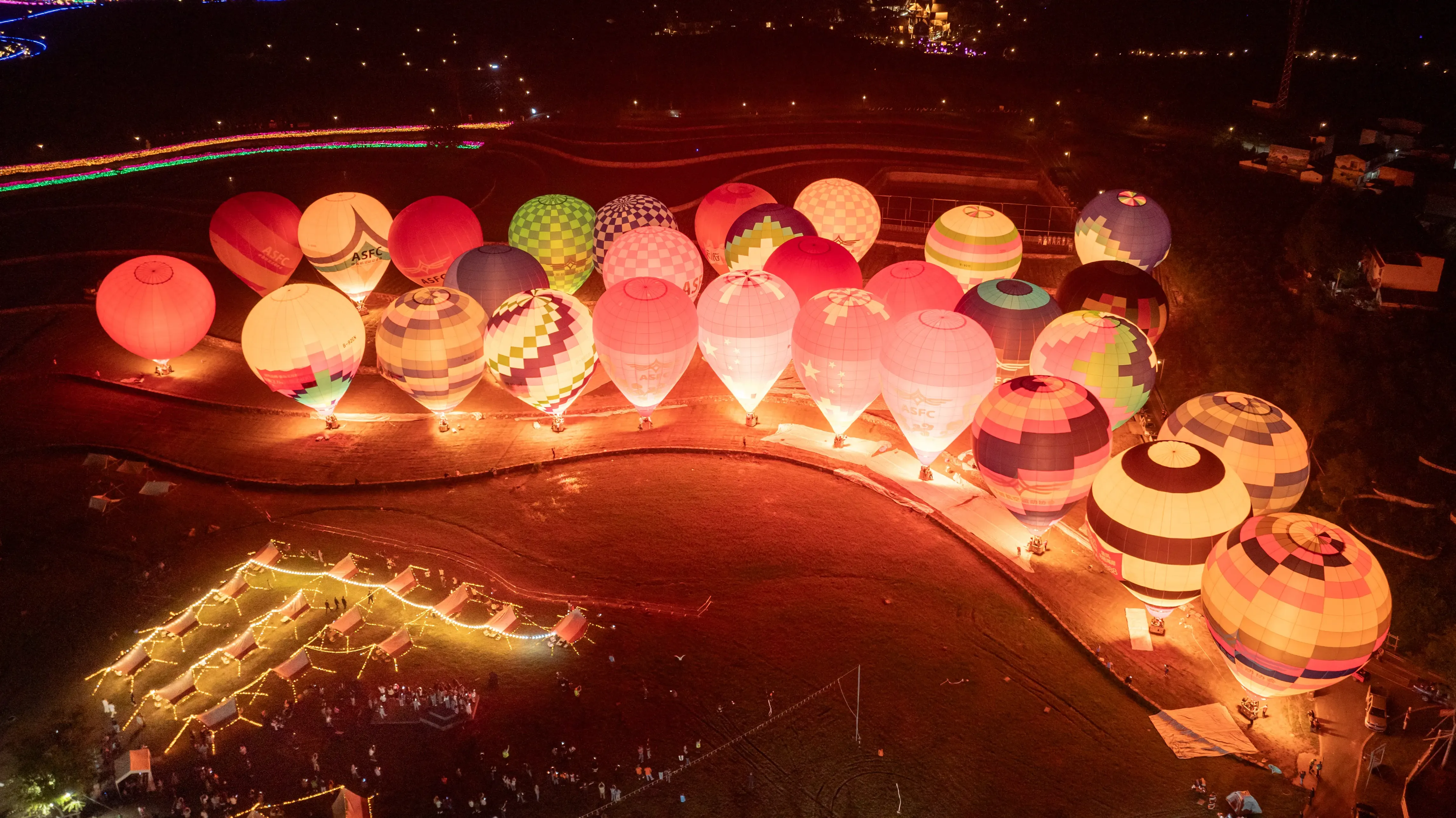 stron, 低空, 文旅消费季 stron, 低空, 文旅消费季