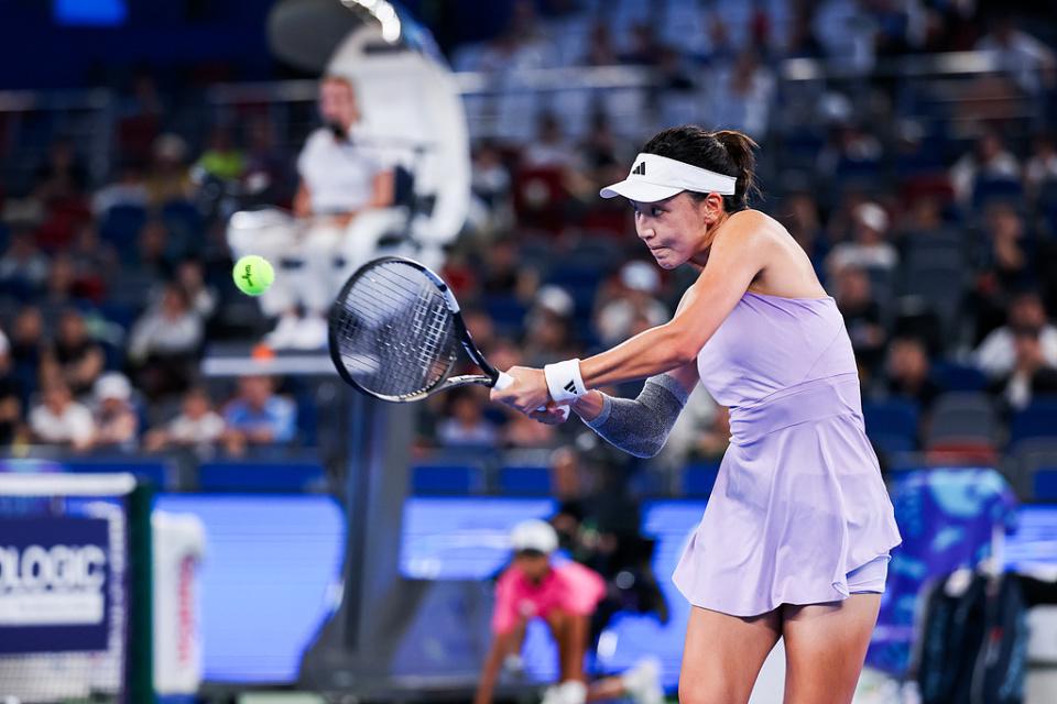 的轨迹, 场女单的对 的轨迹, 场女单的对