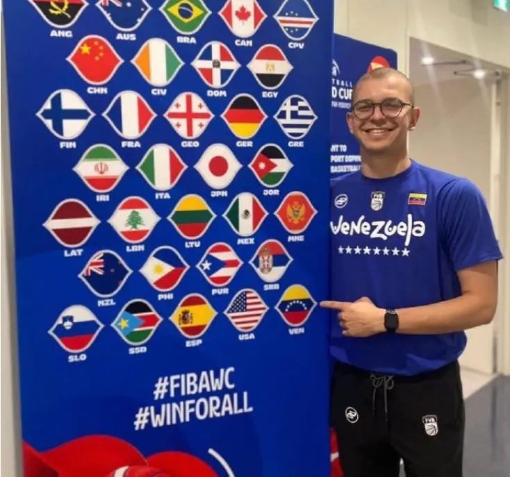 功的一步, 配上了一把